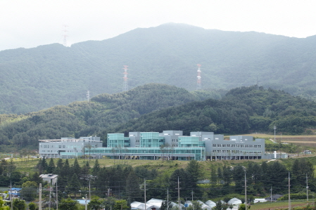 SNU PyeongChang campus was built in 2014 as a bio research complex