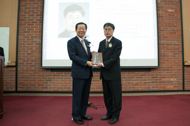 Professor KIM Taewhan