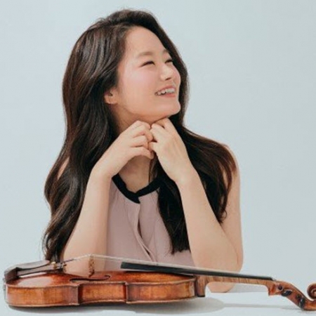 Interview with Violinist Bomsori - Violin on Stage