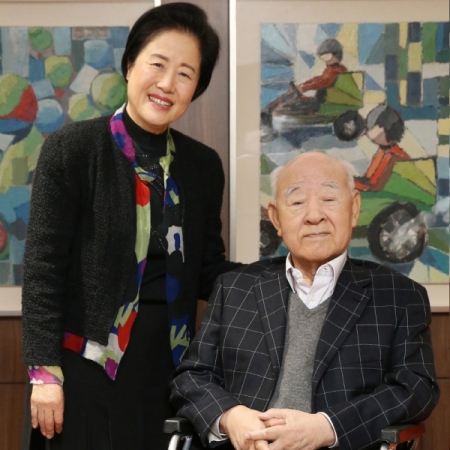 10 Billion won Donation to SNU by Lee Ju-yong, the Chairman of the KCC Information & Communication