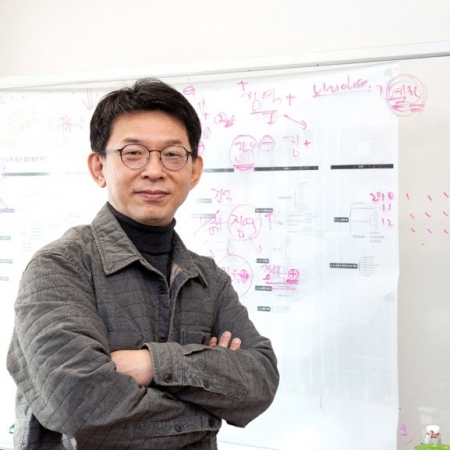 Interview with Professor Hyunsub Kum, Recipient of the 2020 Excellence in Teaching Award