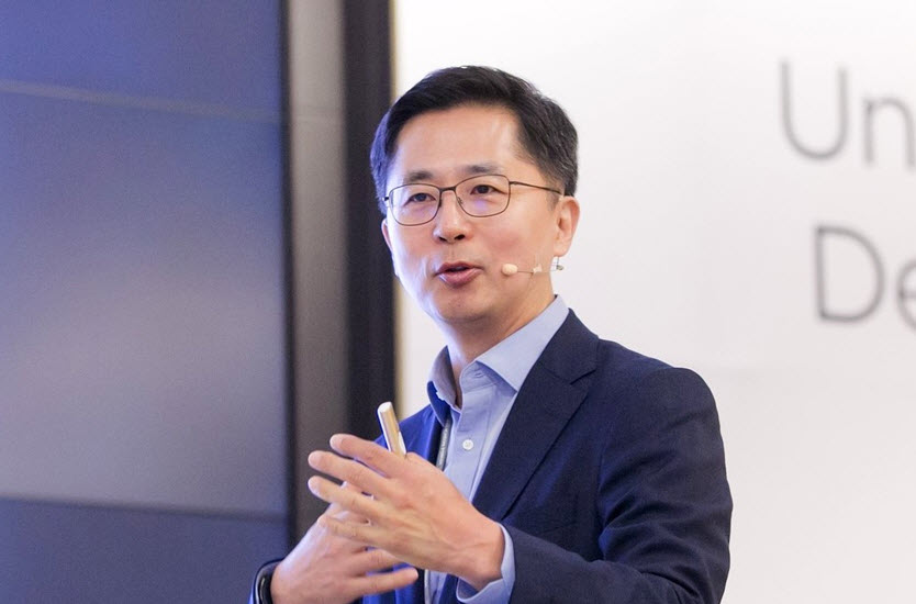 Professor Jaeyong Song (Graduate School of Business), Recipient of the 2020 Excellence in Research Award