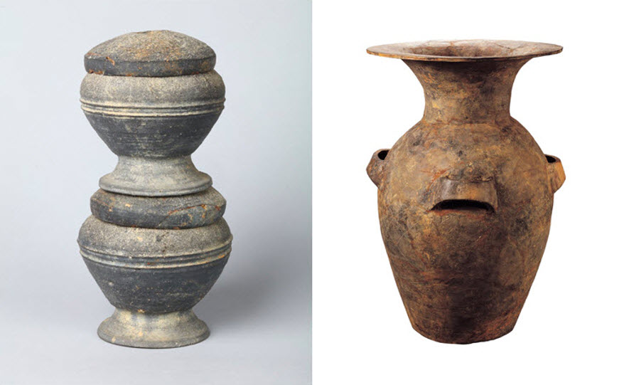 A jar with a lid (left), a four-eared jar from Goguryeo (right)
