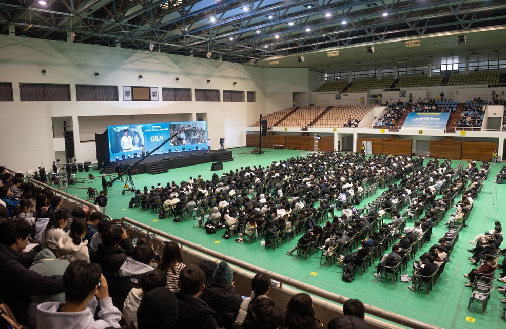 The 32nd SNU Public Science Lecture Held Successfully