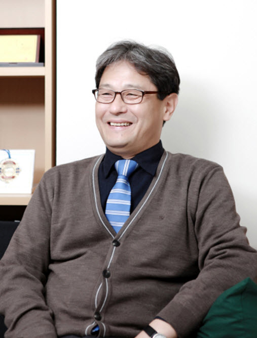 Professor PARK Chung-Mo