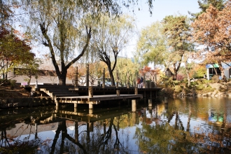 Jahayeon Pond
